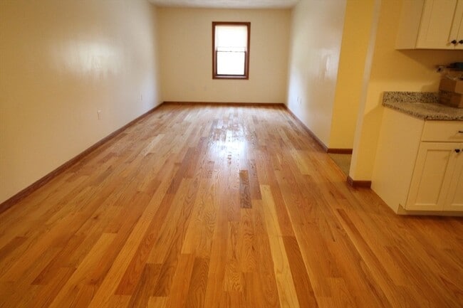 Photo - 132 Tyngsboro Rd Unidad 5