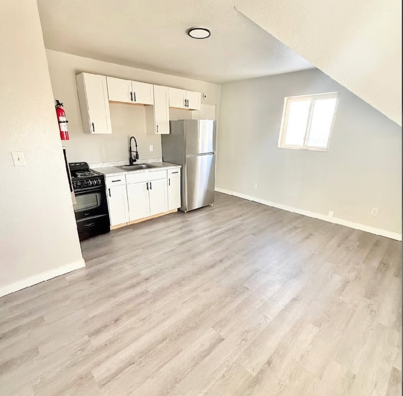 Photo - 608 Baystate Ave