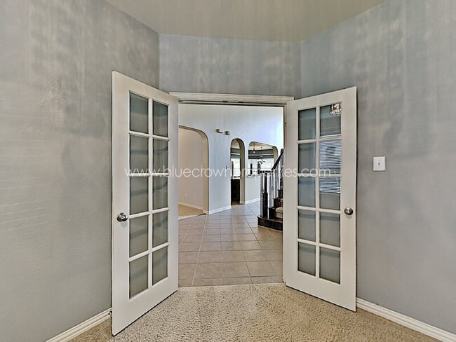 Photo - 1917 Lawnview Dr