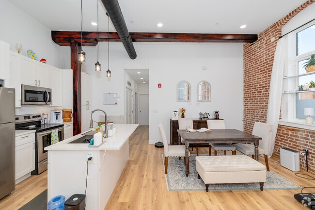 2BR, 2BA - 1,074SF - Kitchen/Dining Room - The Nylon Lofts
