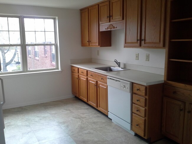 Photo - Pewter Village