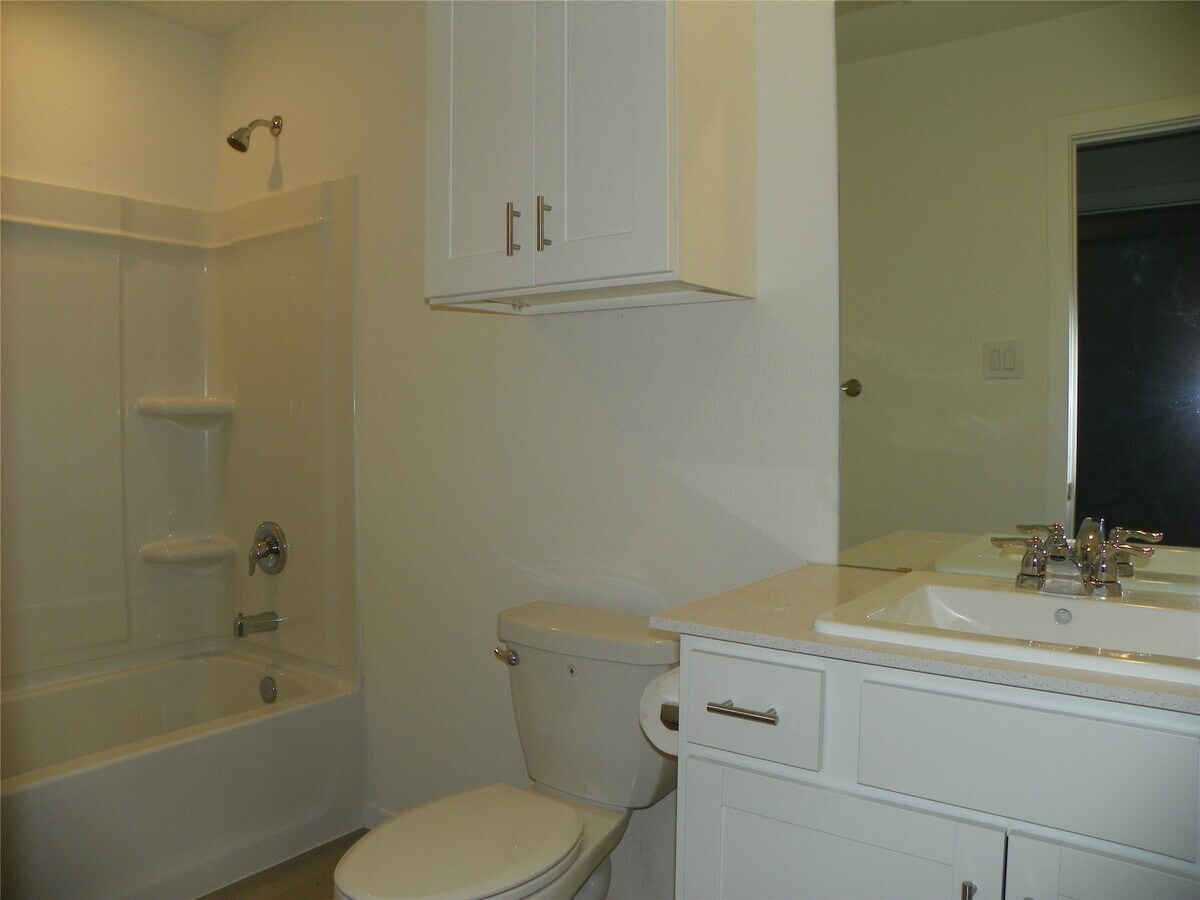 Photo - 261 Douglas Hls Dr