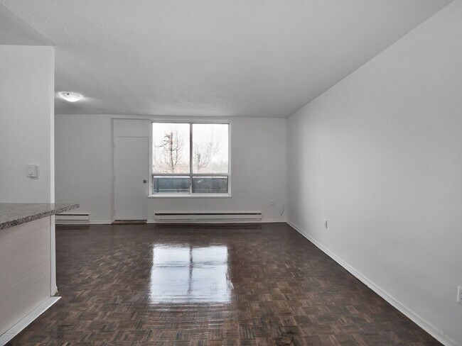 Photo - Dawes Apartments