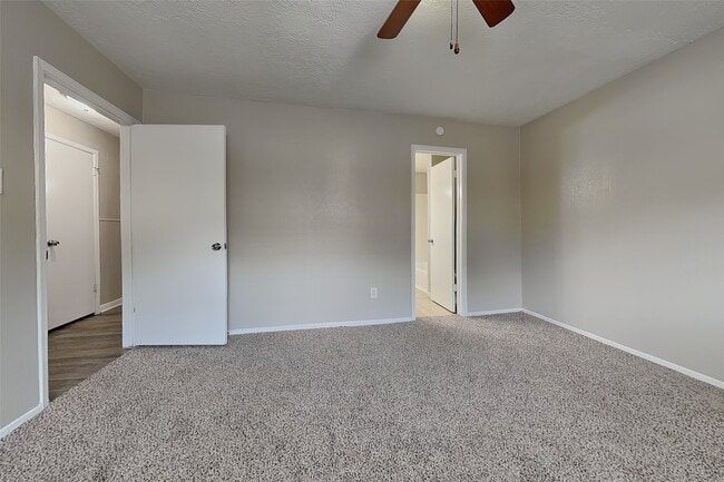Photo - 7731 Bunker Wood Ln