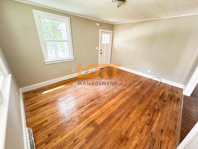 Photo - 638 Old Augusta Rd