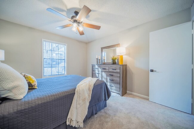Willow Creek Apartments