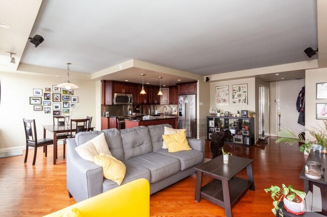 1 bedroom in Chicago IL 60613 - 1 bedroom in Chicago IL 60613 Condo Unit 3103