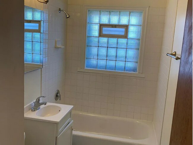 Photo - 5830 N 61st St Unit 5830 N 61st St