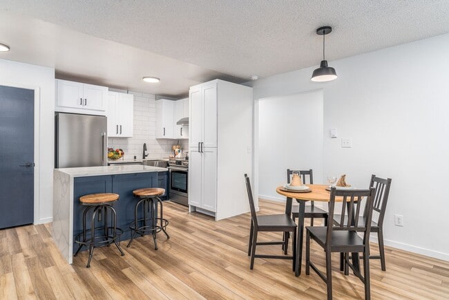 Photo - 10417 E 4th Ave Unidad 6