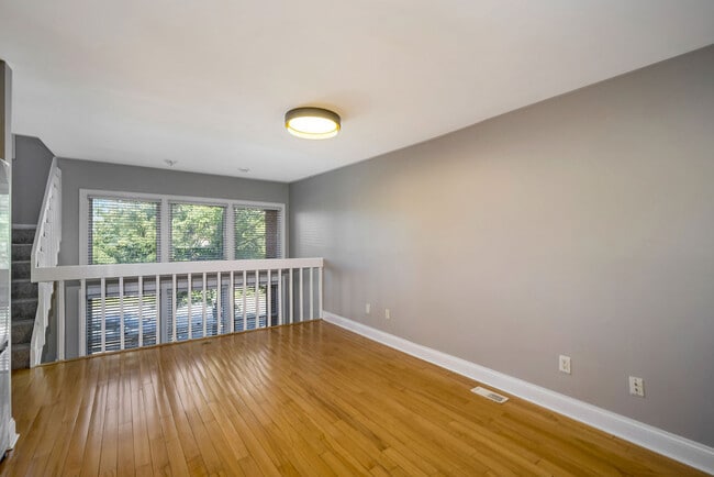 Photo - 2132 Gilbert Ave Unit A