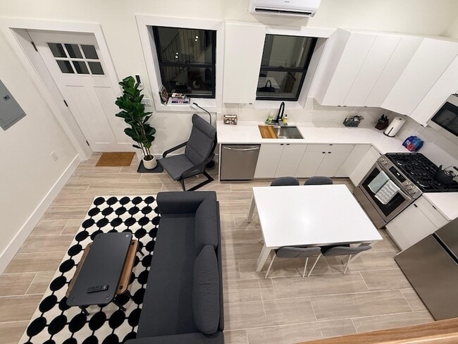 Photo - 27 Graham St