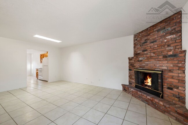 Photo - 516 Hillside Ave Unit A