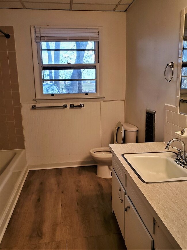 Photo - Joe Hale Unit 3