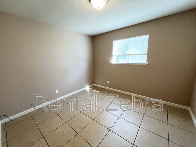 Photo - 2782 Determine Ave