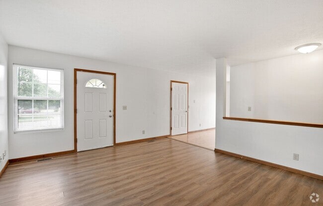 Building Photo - Excellent Location Near Elementary School ... Rental