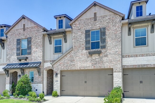 Photo - 6570 Scarlet Pond Ln