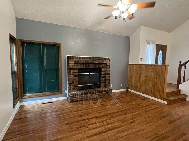 Photo - 2511 Village Ct Casa