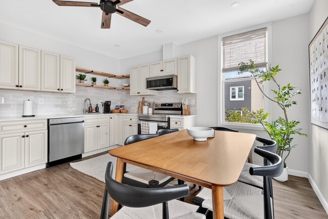 Photo - 1709 Kerrigan Ave Unidad 2