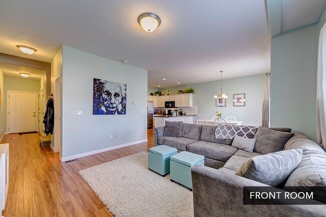 Photo - 4253 Cresthaven Ln