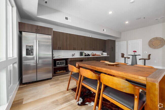 Clubhouse - Aria at 336