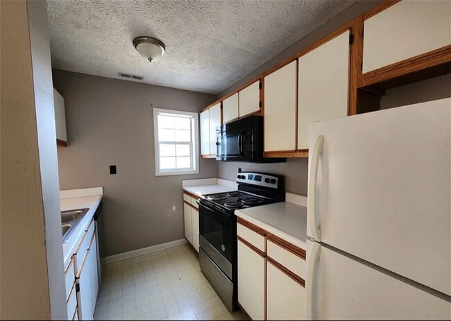 Photo - 201 Waterdown Dr Unidad 8