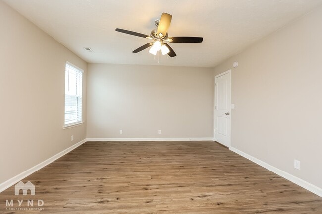 Photo - 1728 Warmingfield Dr