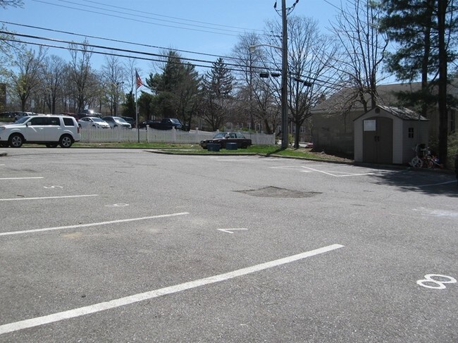 Photo - 84 Carpenter Ave