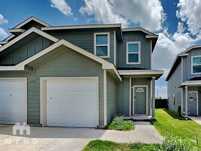 Building Photo - 8727 Key Windy Way Rental