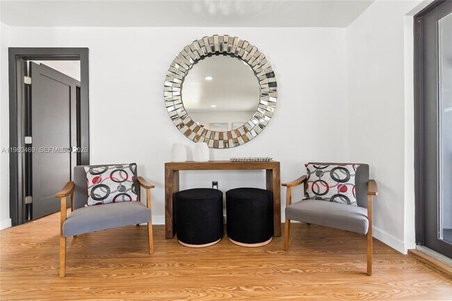 Photo - 1911 SW 57th Ave