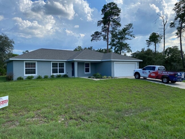 Photo - Desirable SW Ocala Neighborhood 4/2/2 *WON'T LAST*