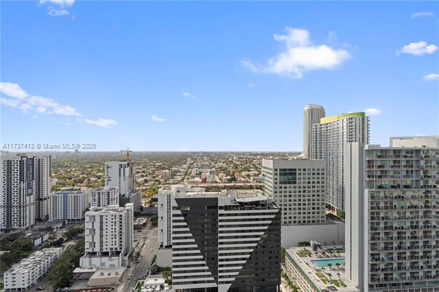 Photo - 88 SW 7th St