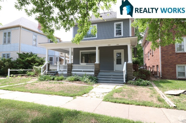 Building Photo - 1619-1623 D Street Unit 1619 D Street Rental