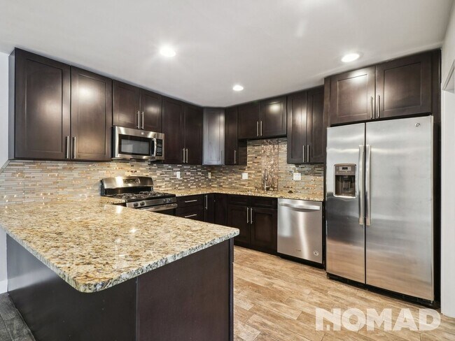 Photo - 4Bed/3Bath Updated modern home near Fitzsi...