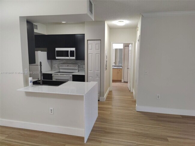 Photo - 2474 Centergate Dr Unit 204