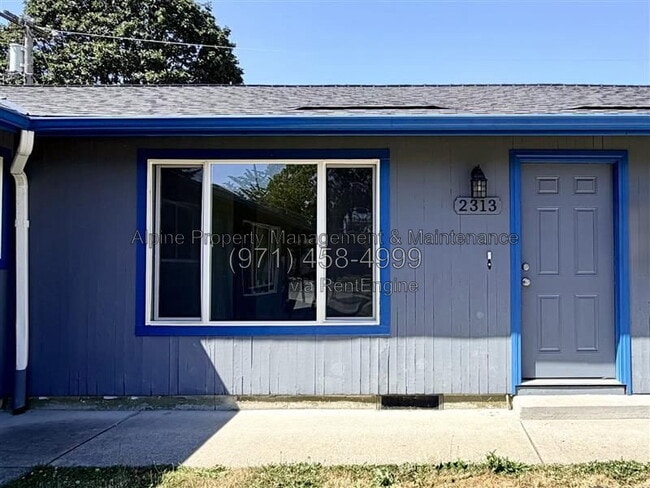Building Photo - 2313 21st Pl