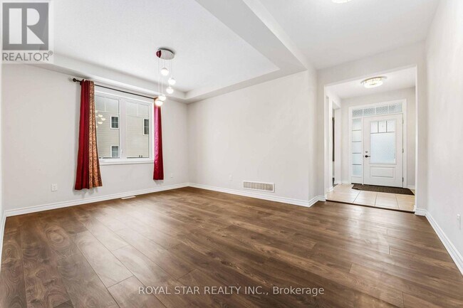 Photo - 284 Ponderosa St