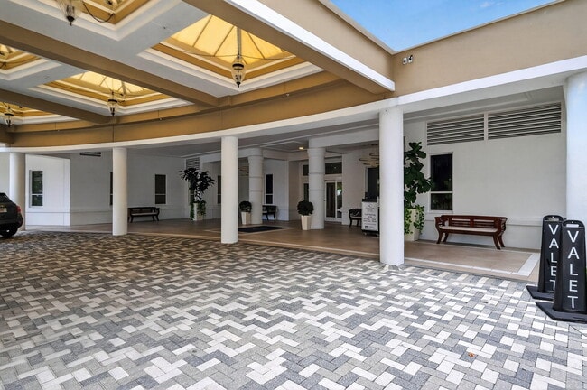 Photo - 701 Brickell Key Blvd Unidad 1604