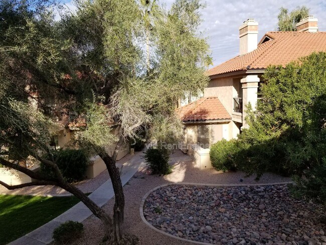 Photo - 9711 E Mountain View Rd Unidad 2522
