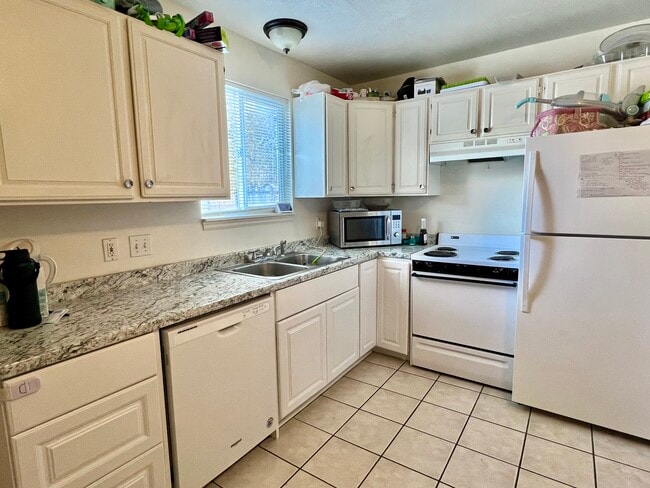 Photo - Kaysville #2 Unidad 680