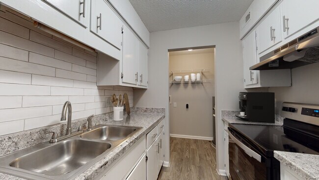 Northwoods Apartments