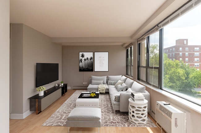 Photo - 1575 Oak
