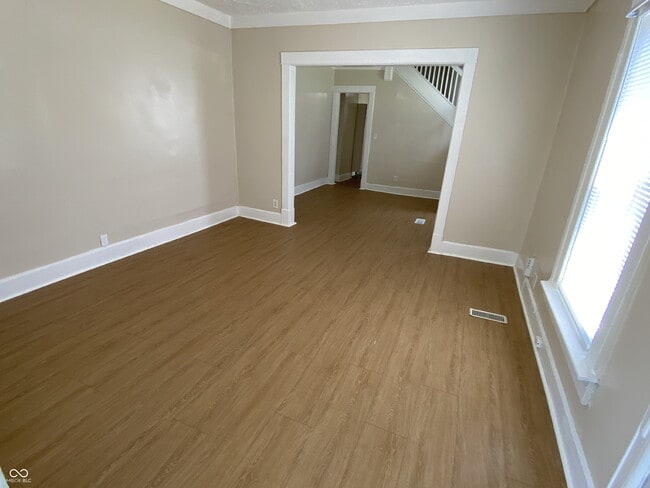Photo - 253 N Gray St