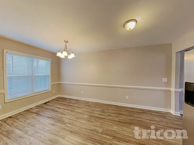 Photo - 139 Parkers Pointe Dr