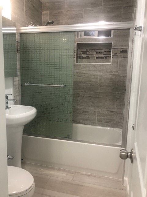 Baño - 1014 Thompson Ave Unidad 1