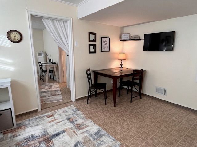 Building Photo - 908 N 12th St Unit One Bedroom