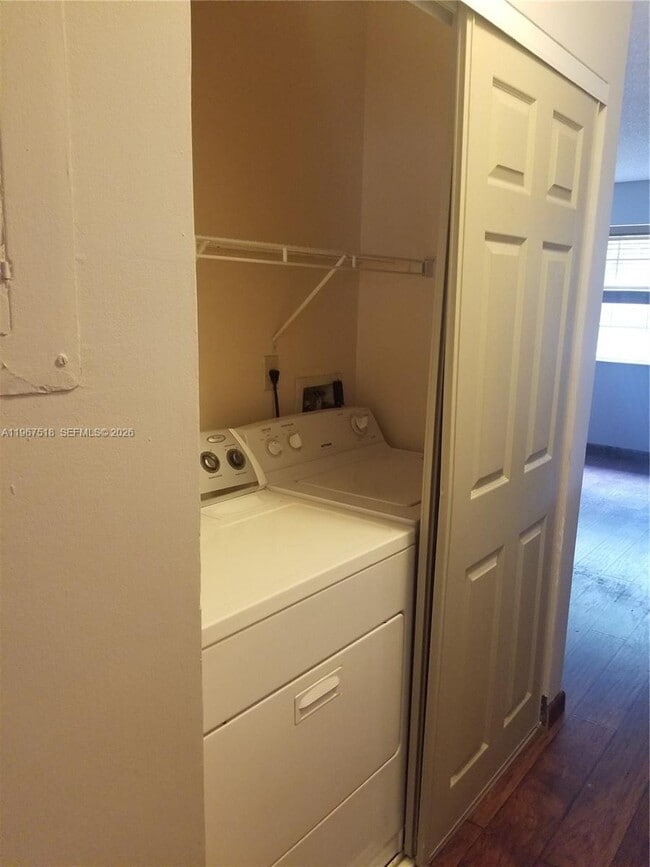 Photo - 11450 NW 43rd St Unidad 11450