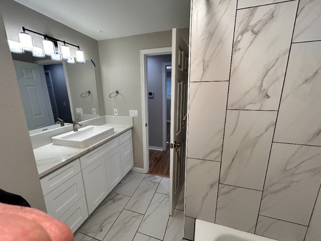 Photo - 6060 SW 170th Ave