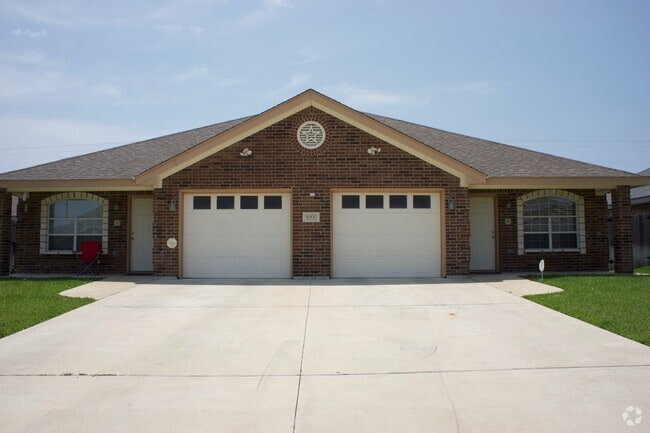 Building Photo - Charming 2 Bed / 2 Bath Duplex in Killeen ... Rental