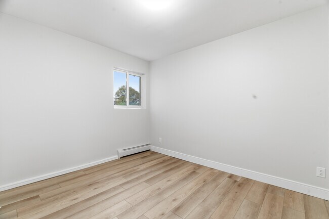 Photo - 14 Conway Dr