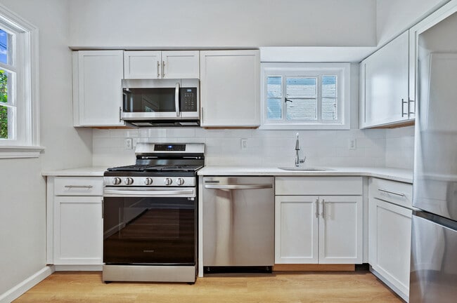 Photo - 306 Marie Ave